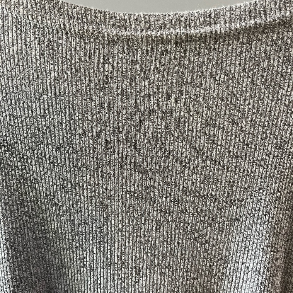 Knit Tank ✨ - Picture 2 of 2